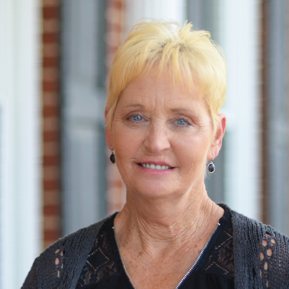 Picture of Cindy Williamson